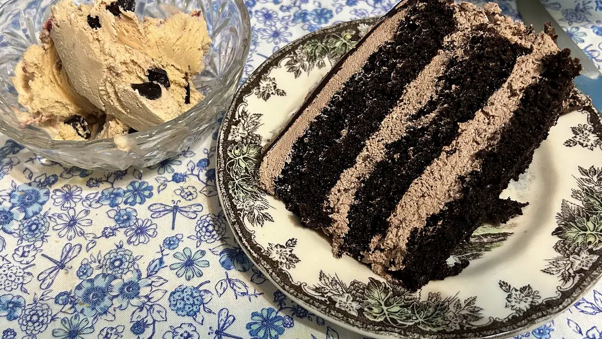 Vary Little Cake – cake shop in Beeston town centre